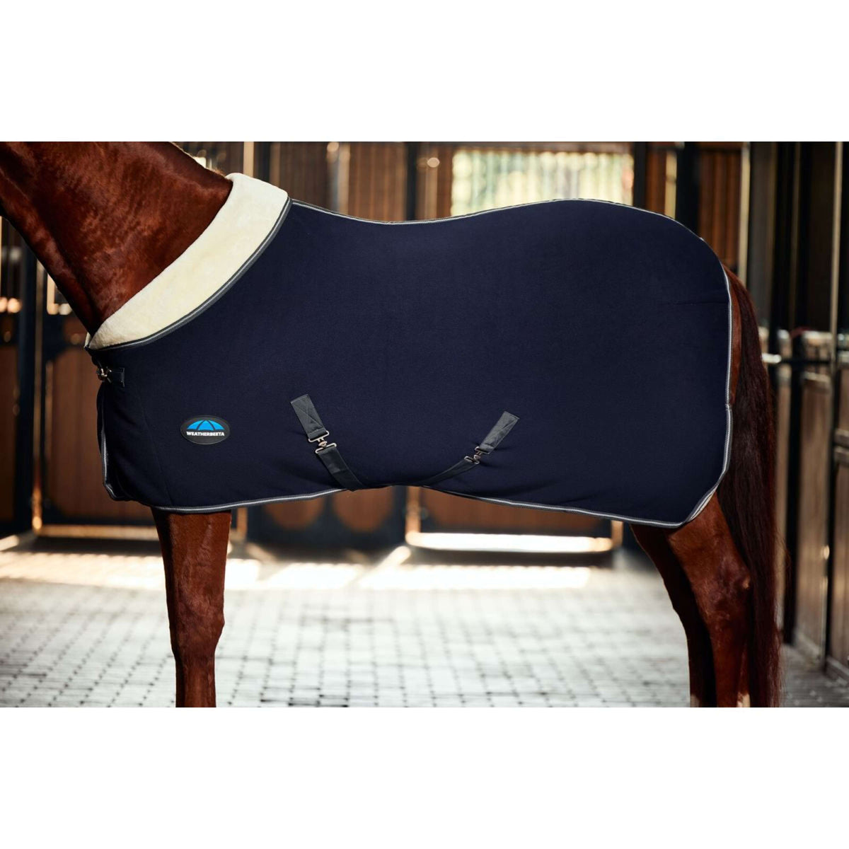 Weatherbeeta Coperta in Pile Sherpa Cooler Standard Neck Blu marino/Carbone Weatherbeeta Coperta in Pile Sherpa Cooler Standard Neck Blu marino/Carbone