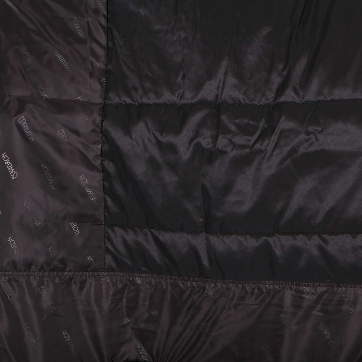 Eskadron Ritorno dell'affluenza alle urne Alpha 1680D 200g Dark Navy