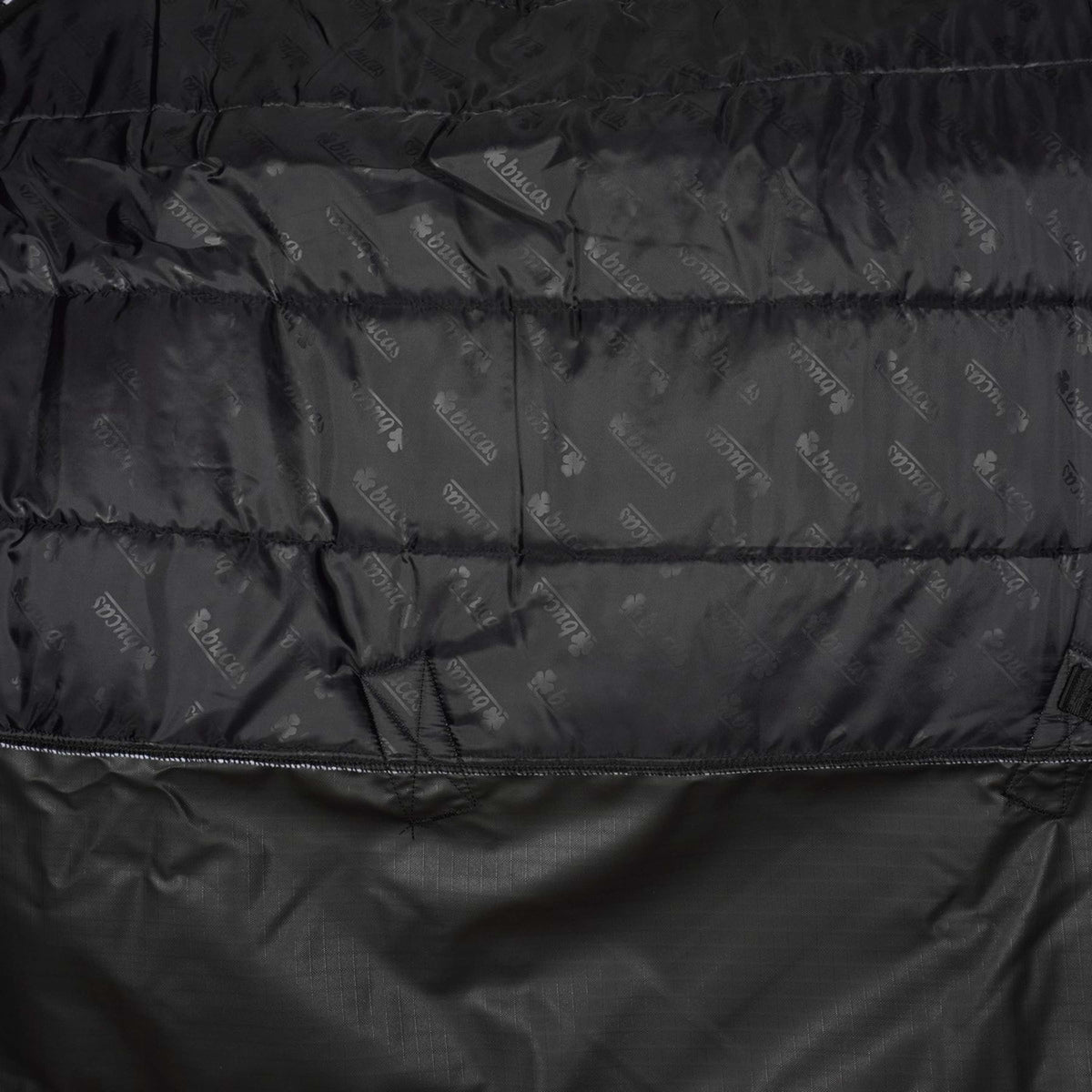 Bucas Trotting Turnout 200g Nero/Bianco