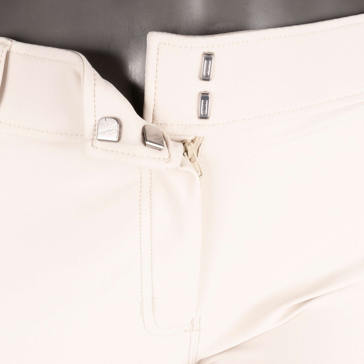 Montar Calzoni MoZuna Gun Metal Crystals Presa del ginocchio Warm Light Grey