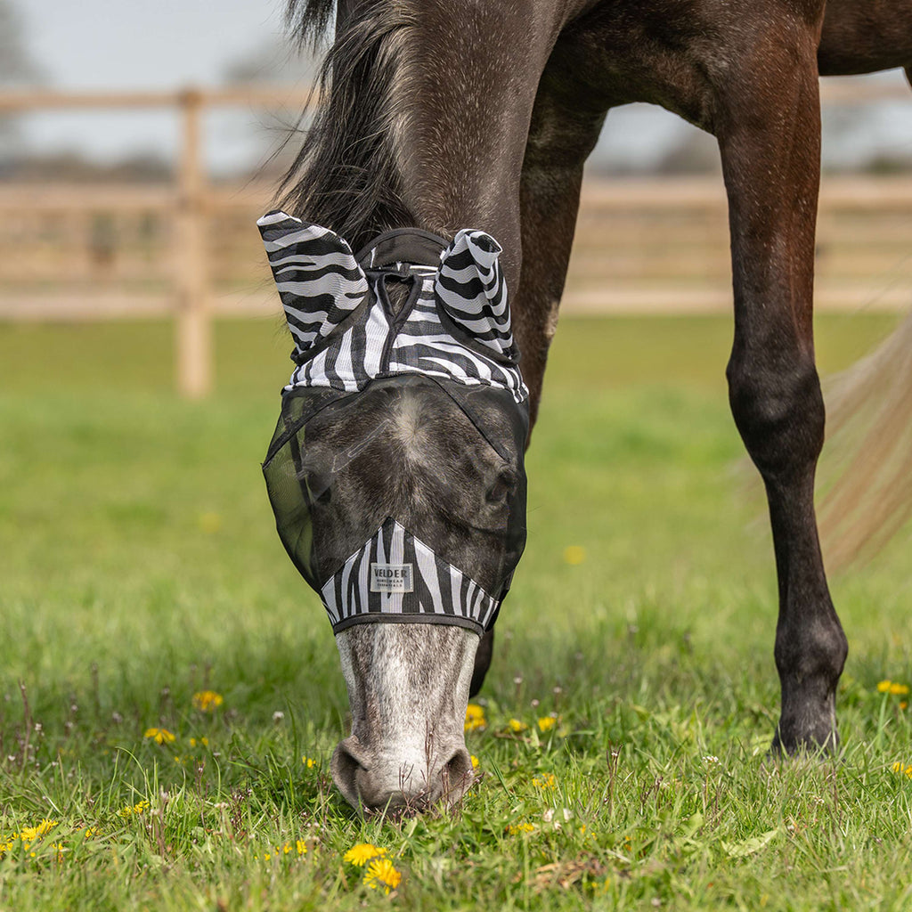 Velder Horsewear Essentials Maschera per Mosche Zebra con Orecchie Nero/Bianco