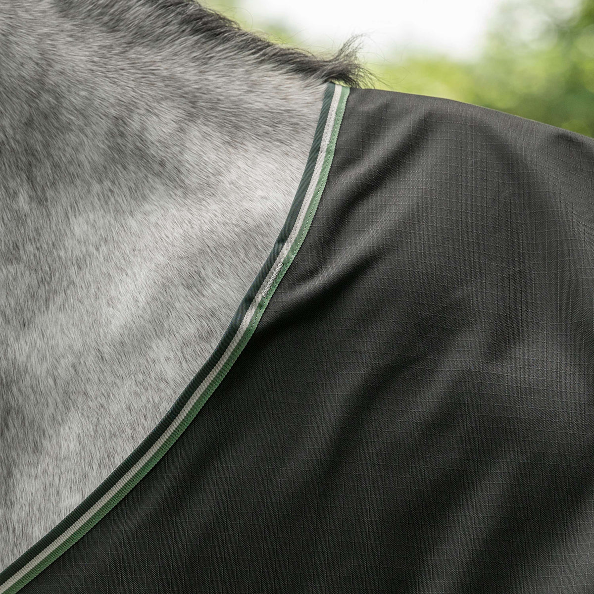 Velder Horsewear Premium Turnout 900D 0g T Bar Night Forest