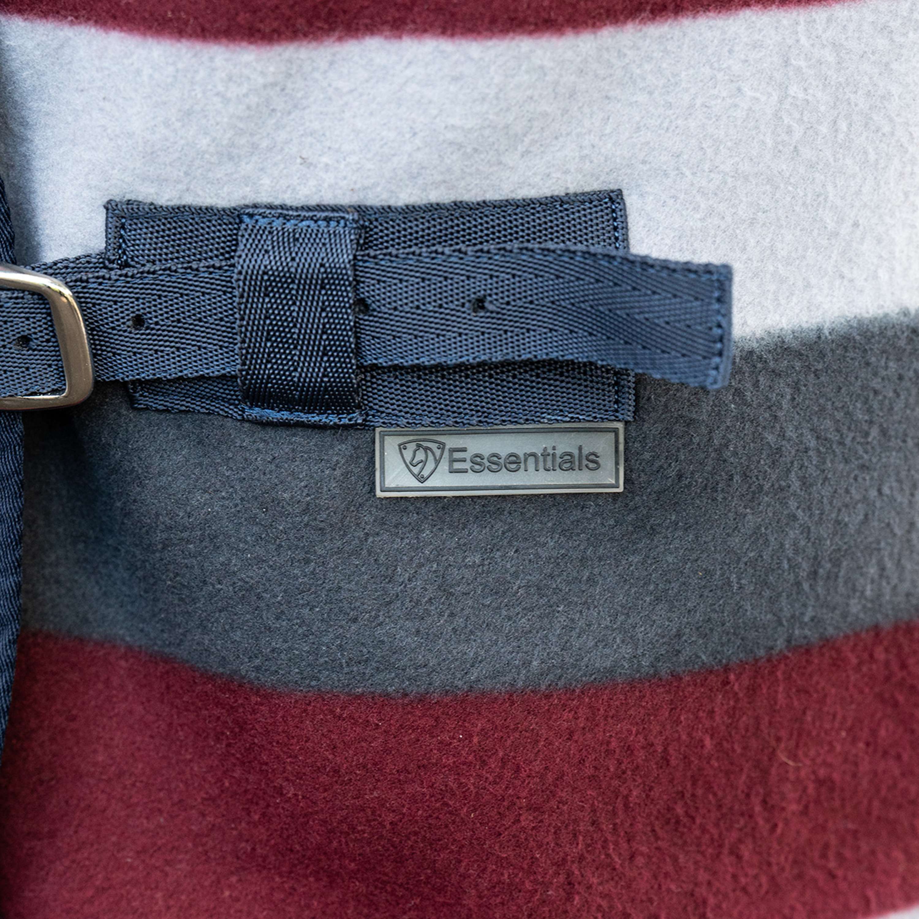 Velder Horsewear Essentials Coperta in Pile Polar Stripes Grigio/Bordeaux