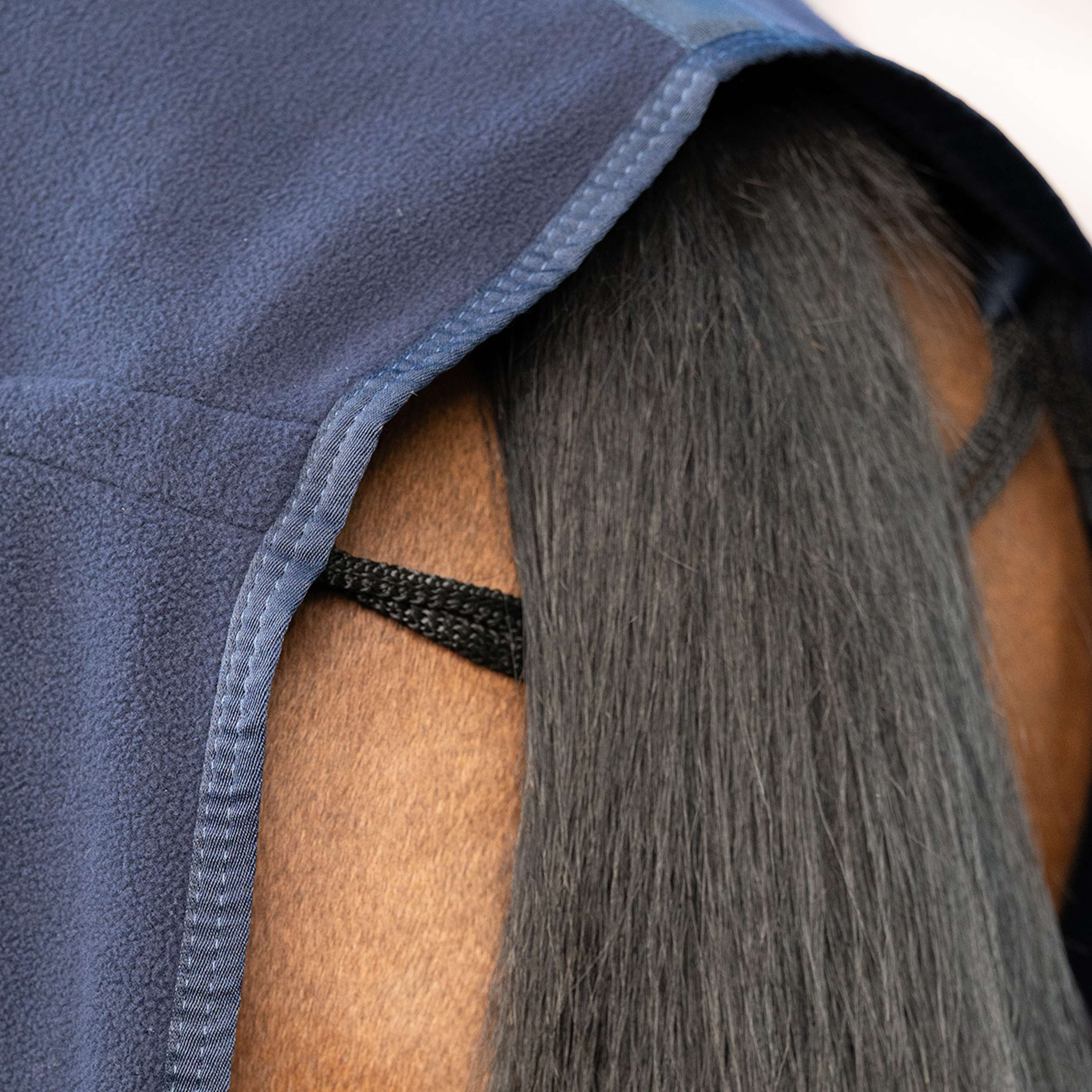 Velder Horsewear Essentials Coperta in Pile Comfy con collo Navy