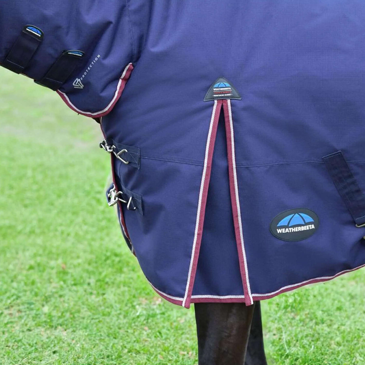 WeatherBeeta ComFiTec Essential Turnout Combo 360g Navy/Burgundy