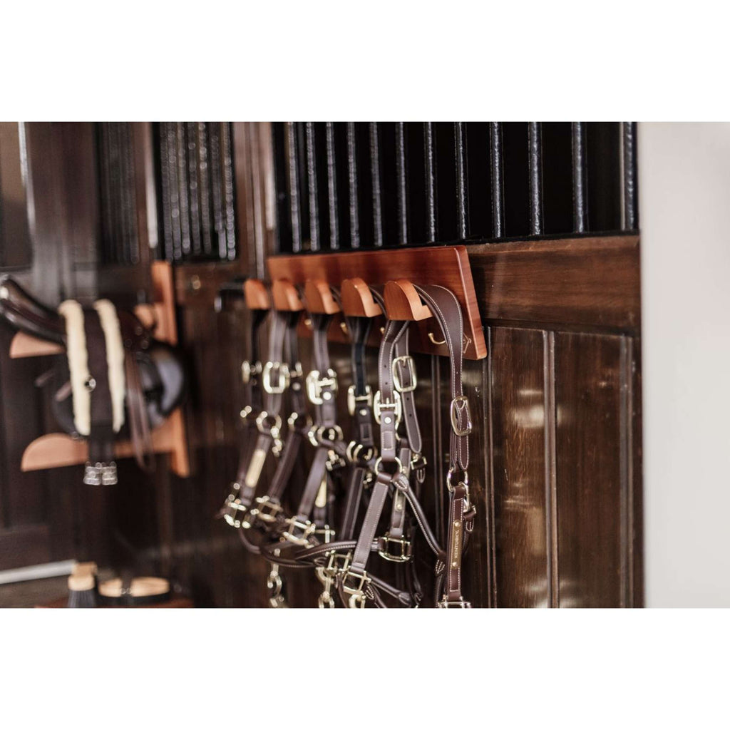 Grooming Deluxe by Kentucky Appendibriglia