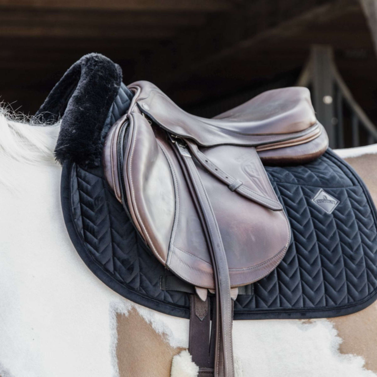 Kentucky Horsewear Sottosella Skin Friendly Velvet Springen Nero