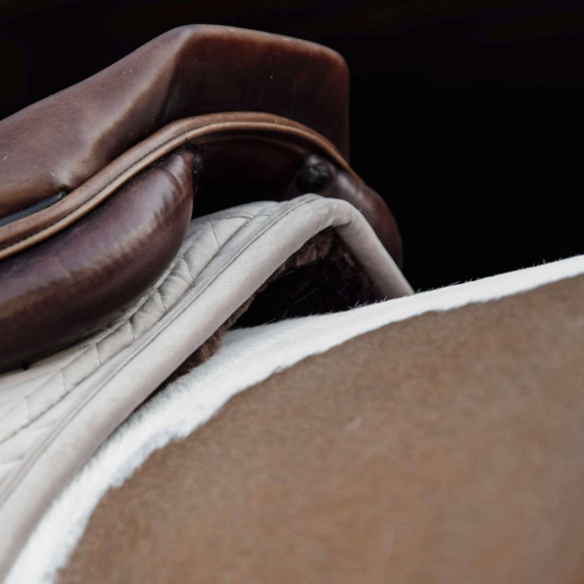 Kentucky Horsewear Sottosella Skin Friendly Velvet Springen Beige