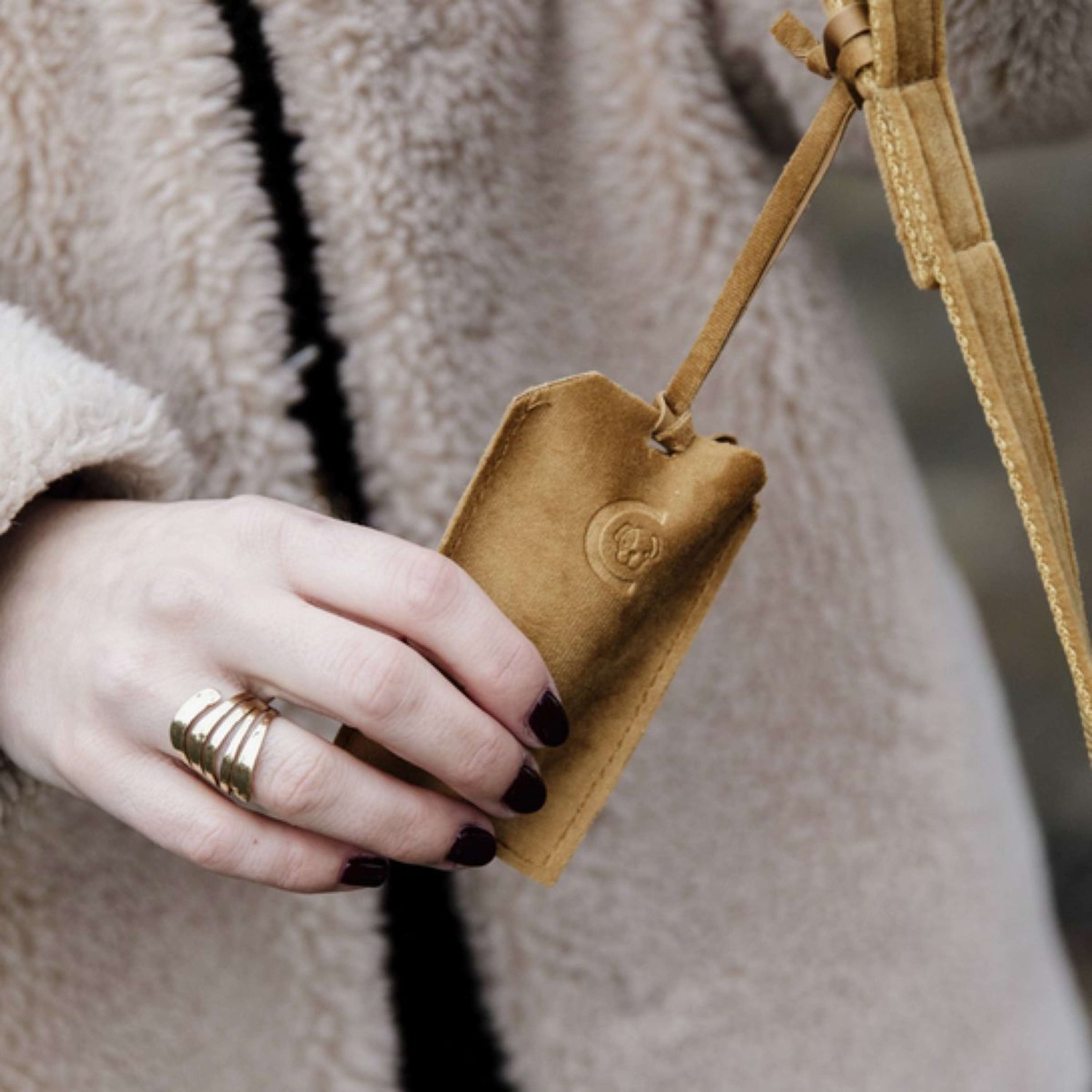 Kentucky Dogwear Dispenser di Sacchetti per Escrementi Pocket Velvet Senape