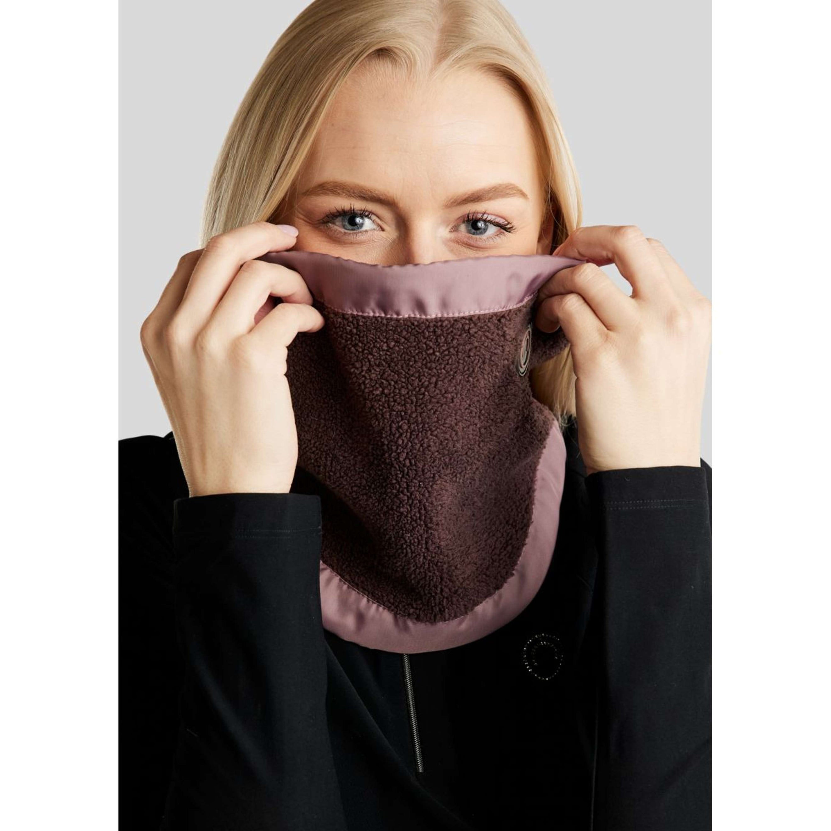 Montar Sciarpa MoEva Black Peony