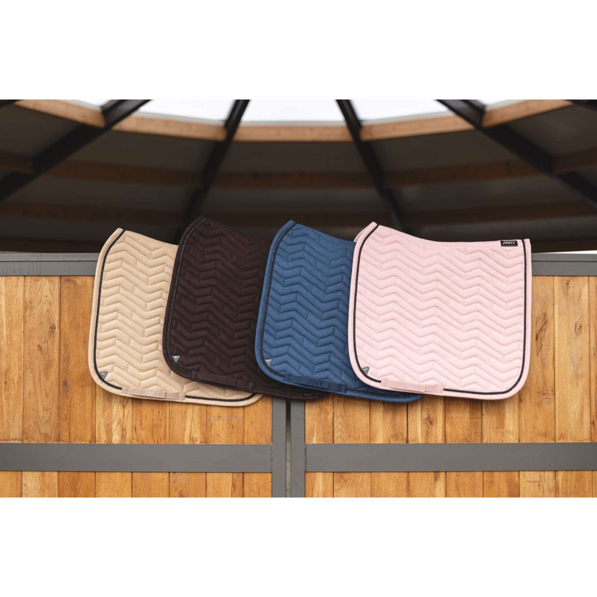ANKY Sottosella AW25 Suede Dressage Amphora