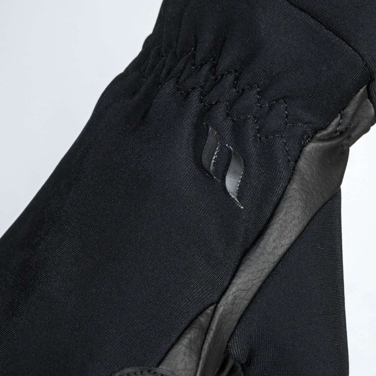 Back on Track Guanti Outback Quick Grip Nero