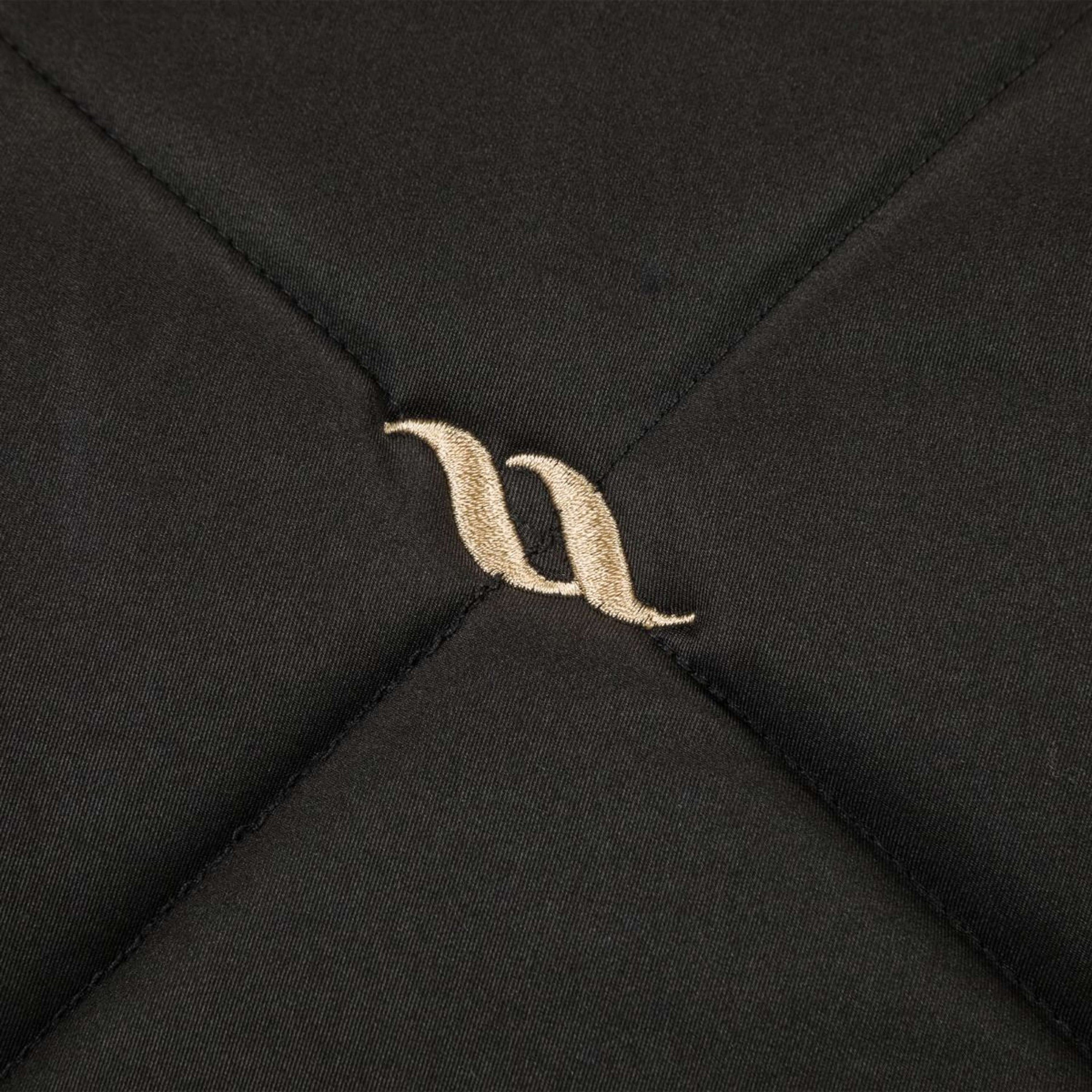 Back on Track Sottosella Nights Collection Saltando Nero Back on Track Sottosella Nights Collection Saltando Nero