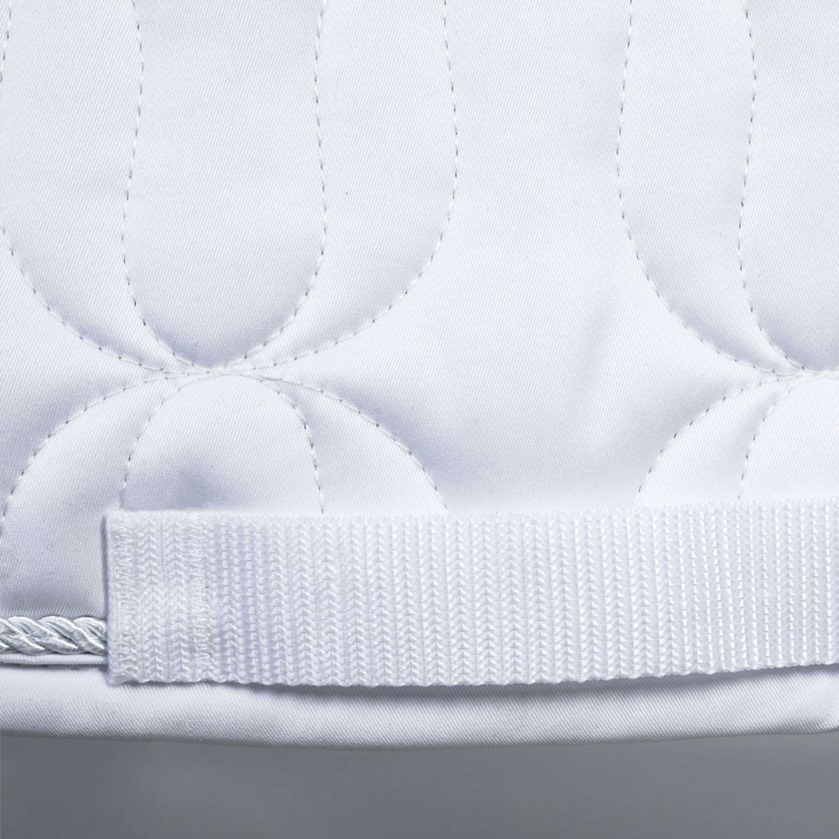 Back on Track Sottosella Deep Nights Springen Bianco