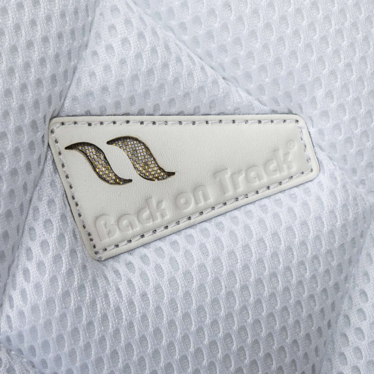 Back on Track Sottosella Airflow Dressage Bianco