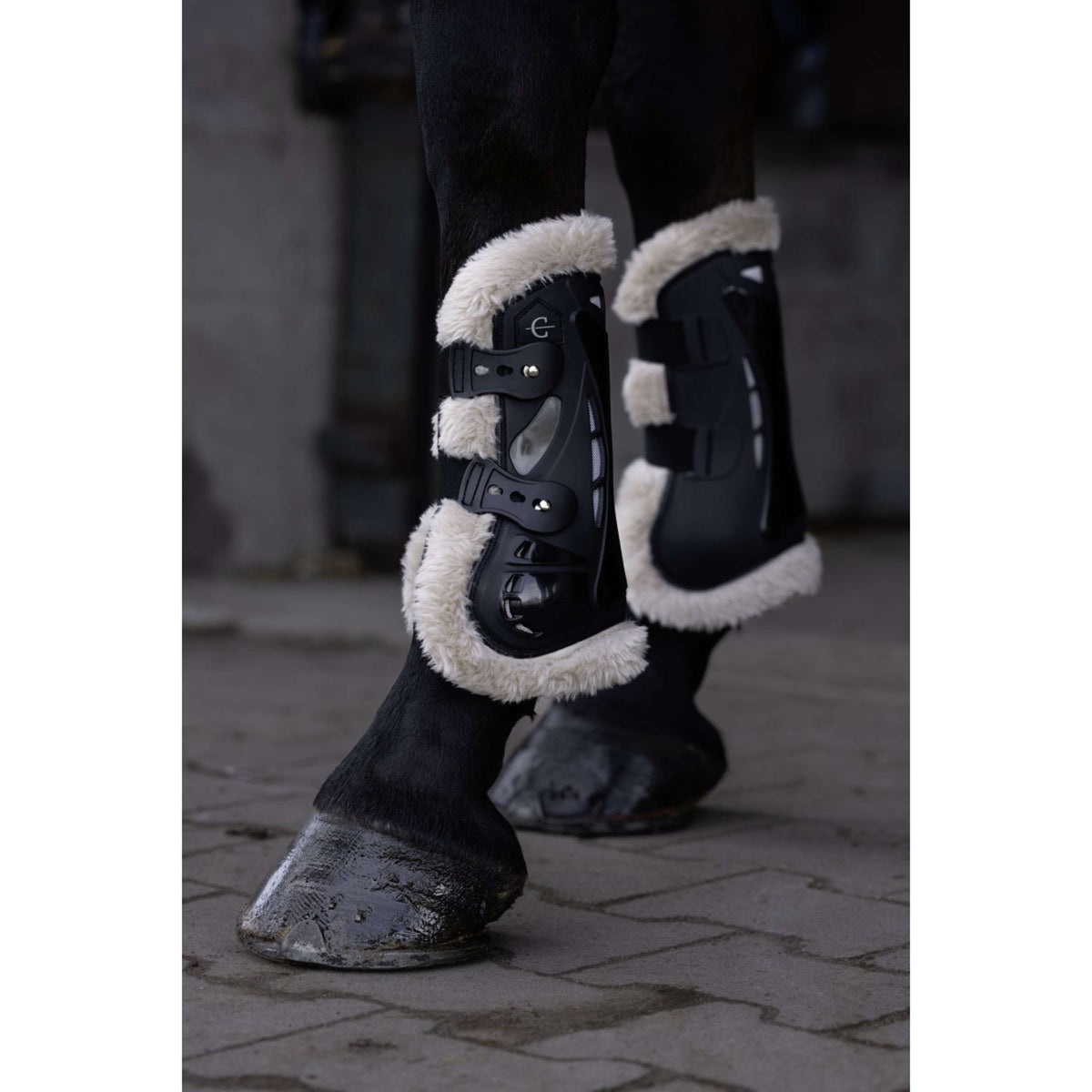 Covalliero Stinchiere AW26 Nero