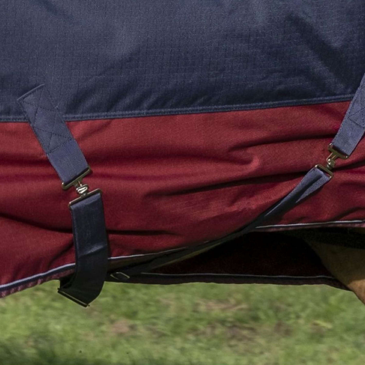 EQUITHÈME Tappeto da Esterno Tyrex 1200D 0g con Mezza Collo Navy/Bordeaux