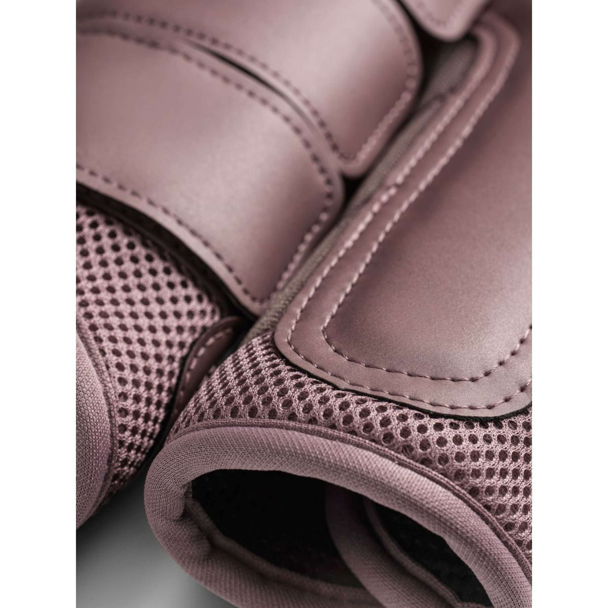 Equestrian Stockholm Parastinchi Classic Mesh Anemone