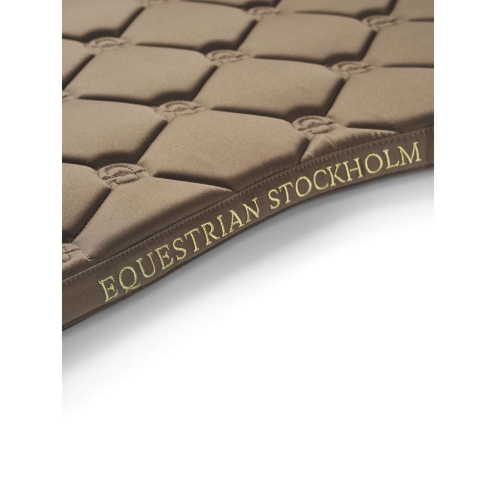 Equestrian Stockholm Sottosella Saltando Champagne