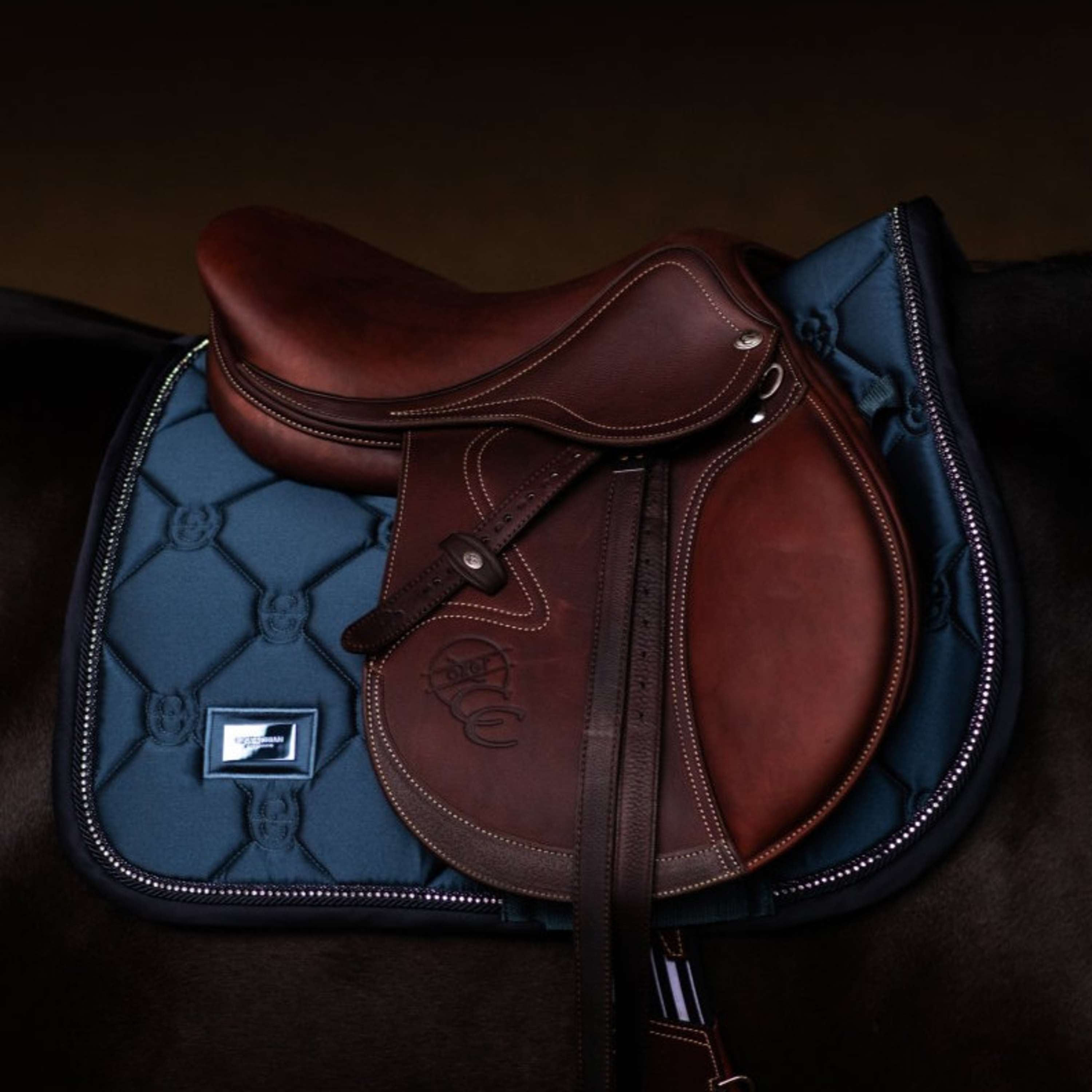 Equestrian Stockholm Sottosella Crystal Shine Saltando Blue Meadow