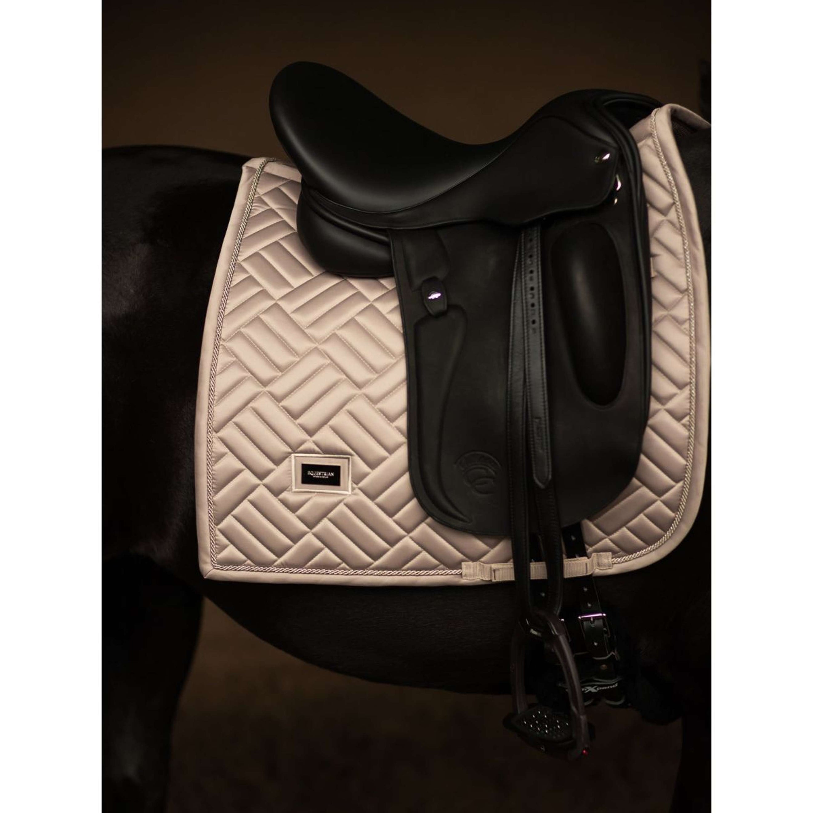 Equestrian Stockholm Sottosella Modern Dressage Sand Equestrian Stockholm Sottosella Modern Dressage Sand