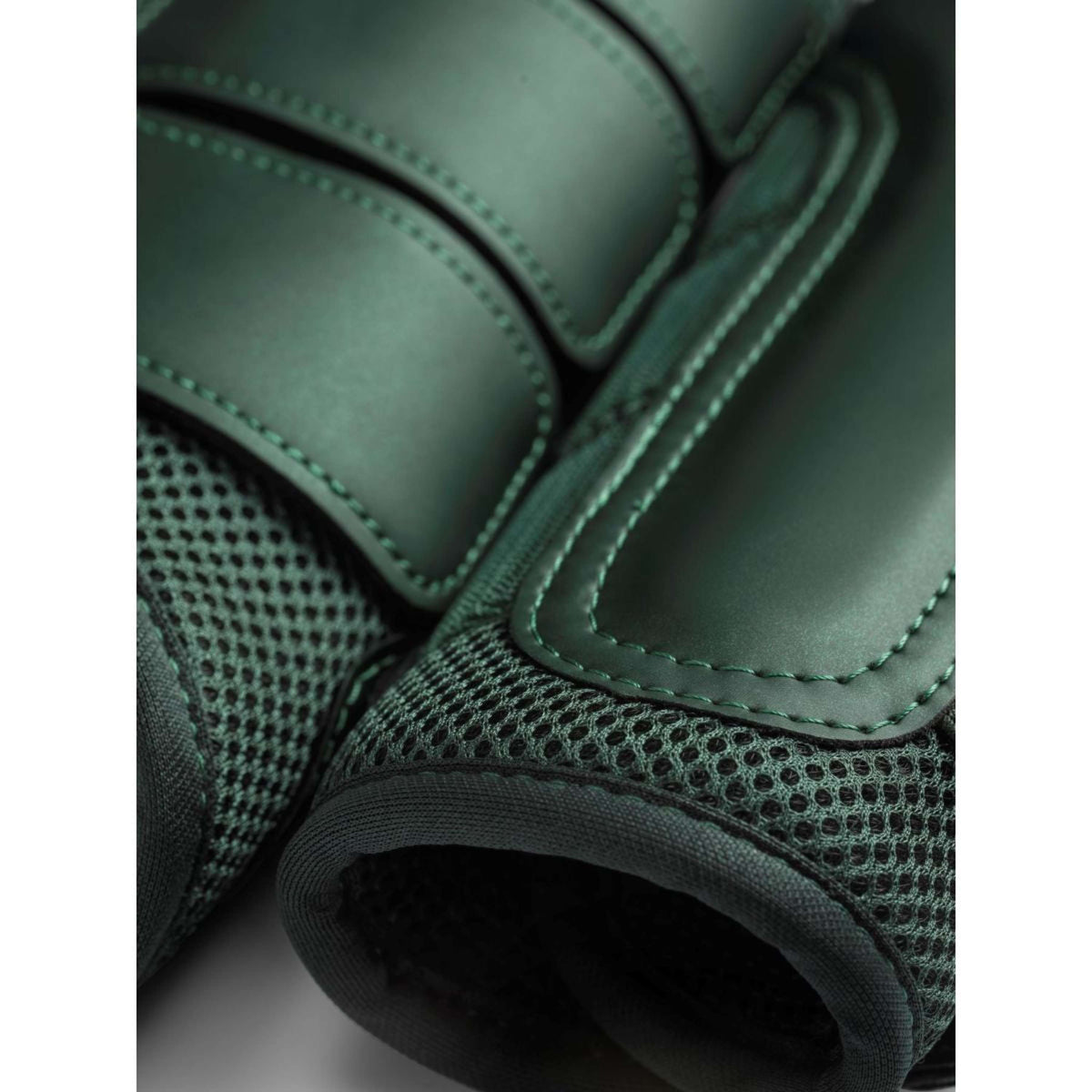 Equestrian Stockholm Parastinchi Classic Mesh Sycamore Green