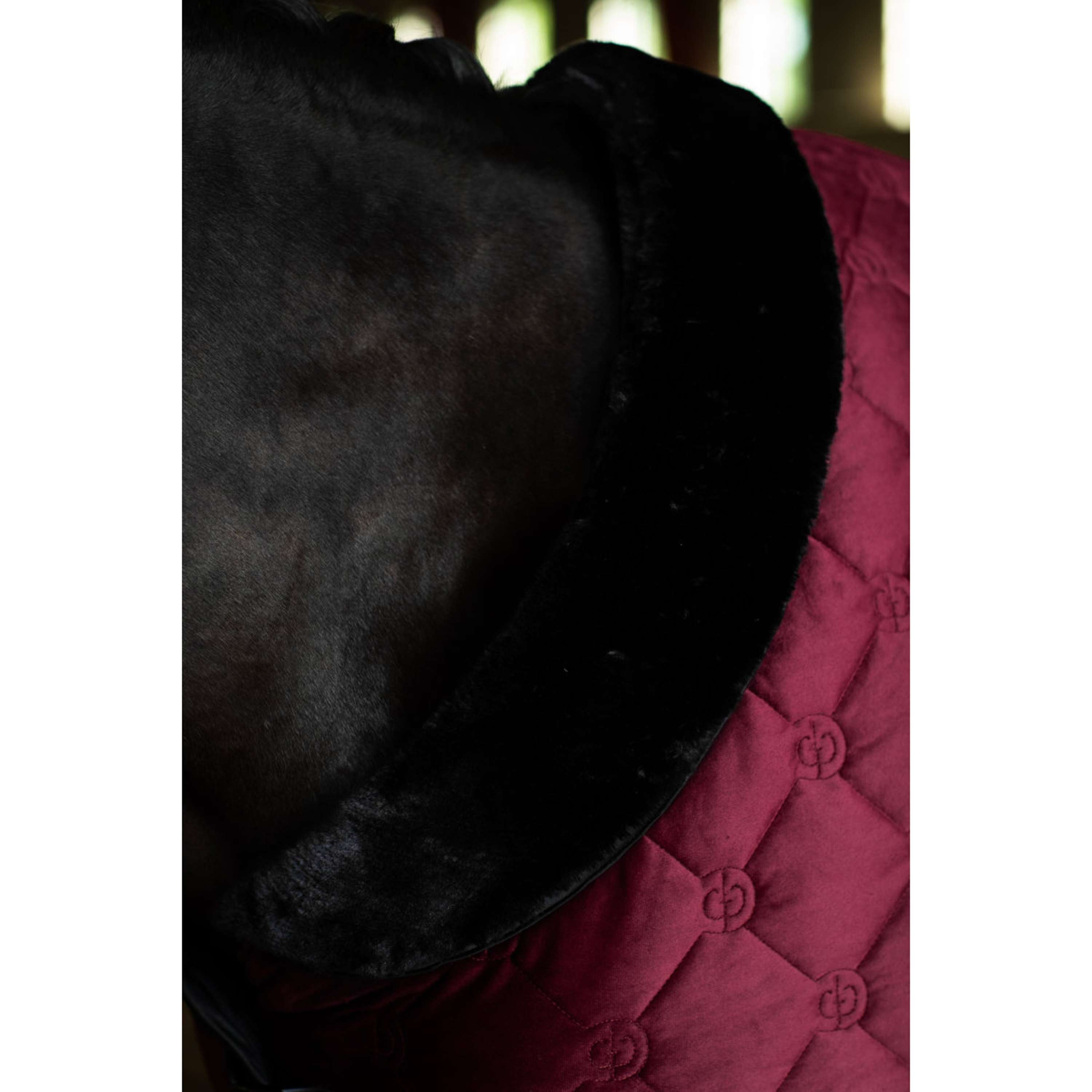 Equestrian Stockholm Coperta in Pile Velvet Merlot