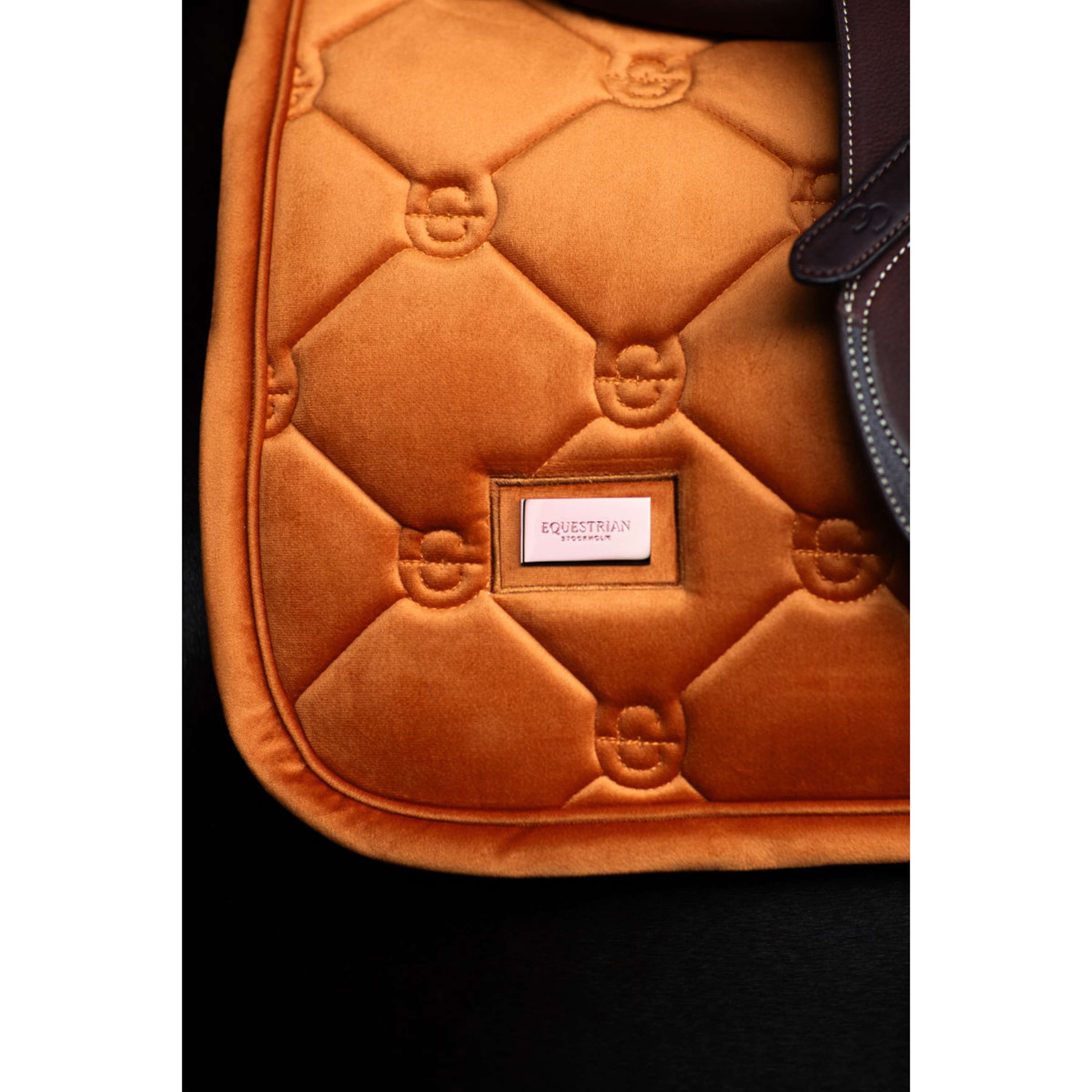 Equestrian Stockholm Sottosella Velvet Saltando Chestnut