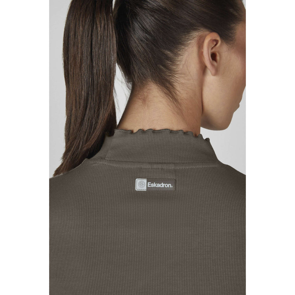 Eskadron Maglia Dynamics Turtleneck Rib Powdertaupe