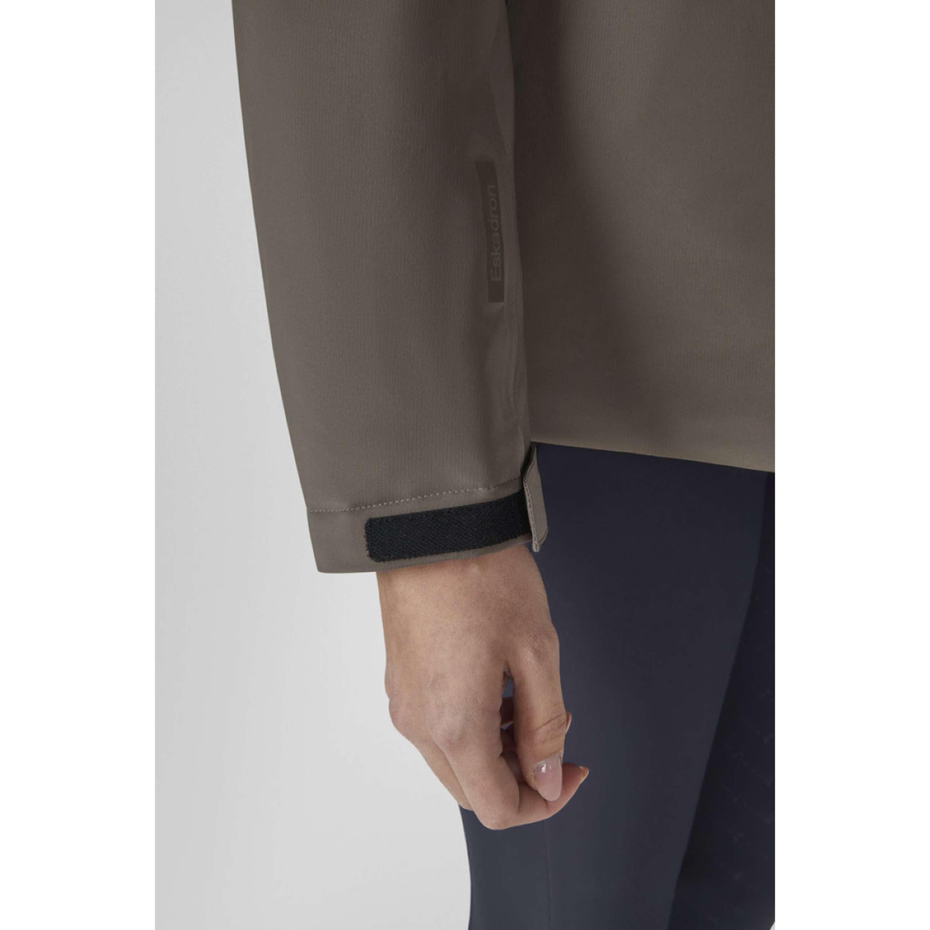 Eskadron Giacca Dynamics Waterproof Powdertaupe