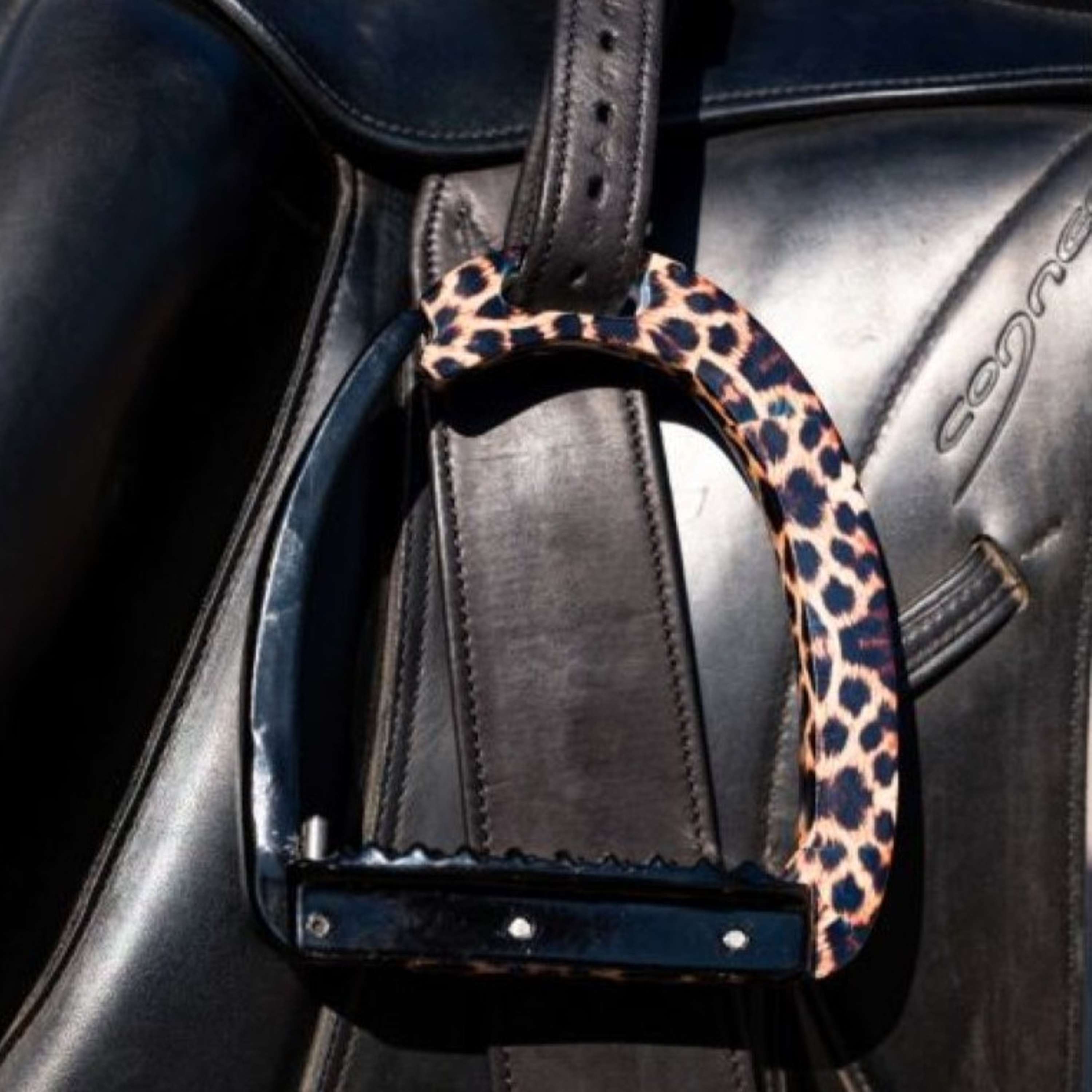 HB Showtime Staffe di Sicurezza Leopardo