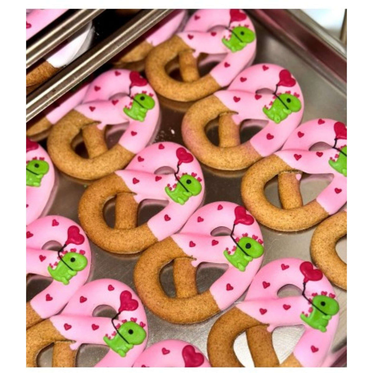 Candy Horse Love Biscotti Iced Pretzel