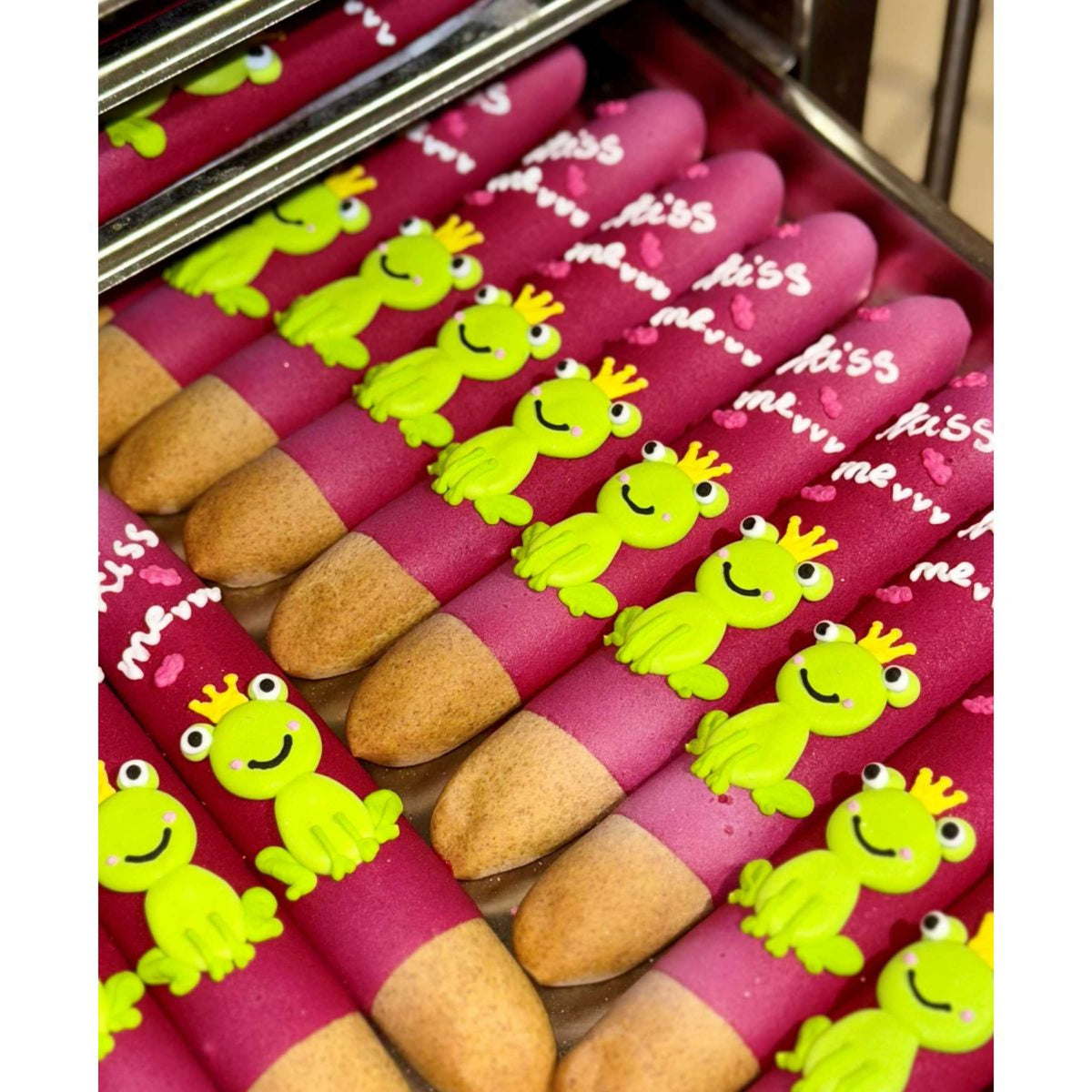 Candy Horse Love Biscotti Icing Sticks