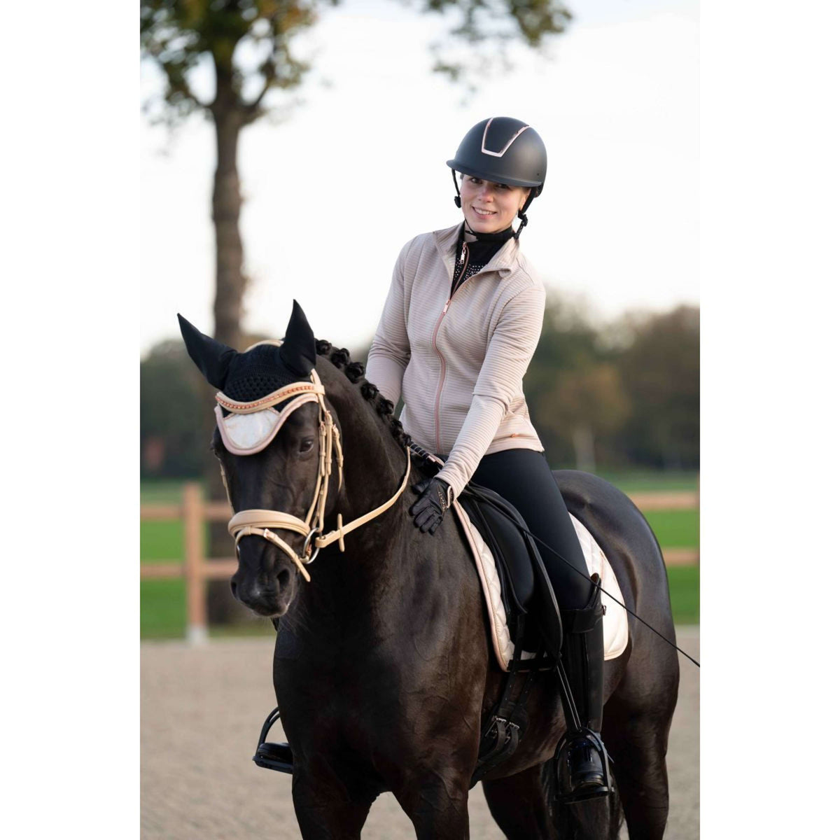 HKM Felpa con cappuccio e zip Yvonne Beige