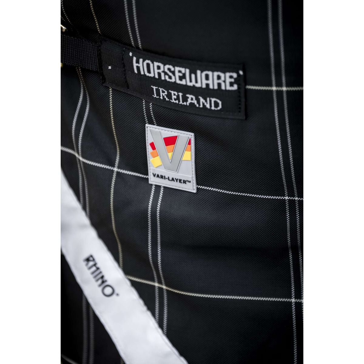 Rhino Wug Turnout Varilayer 250g Black/Grey/White Check/Gray