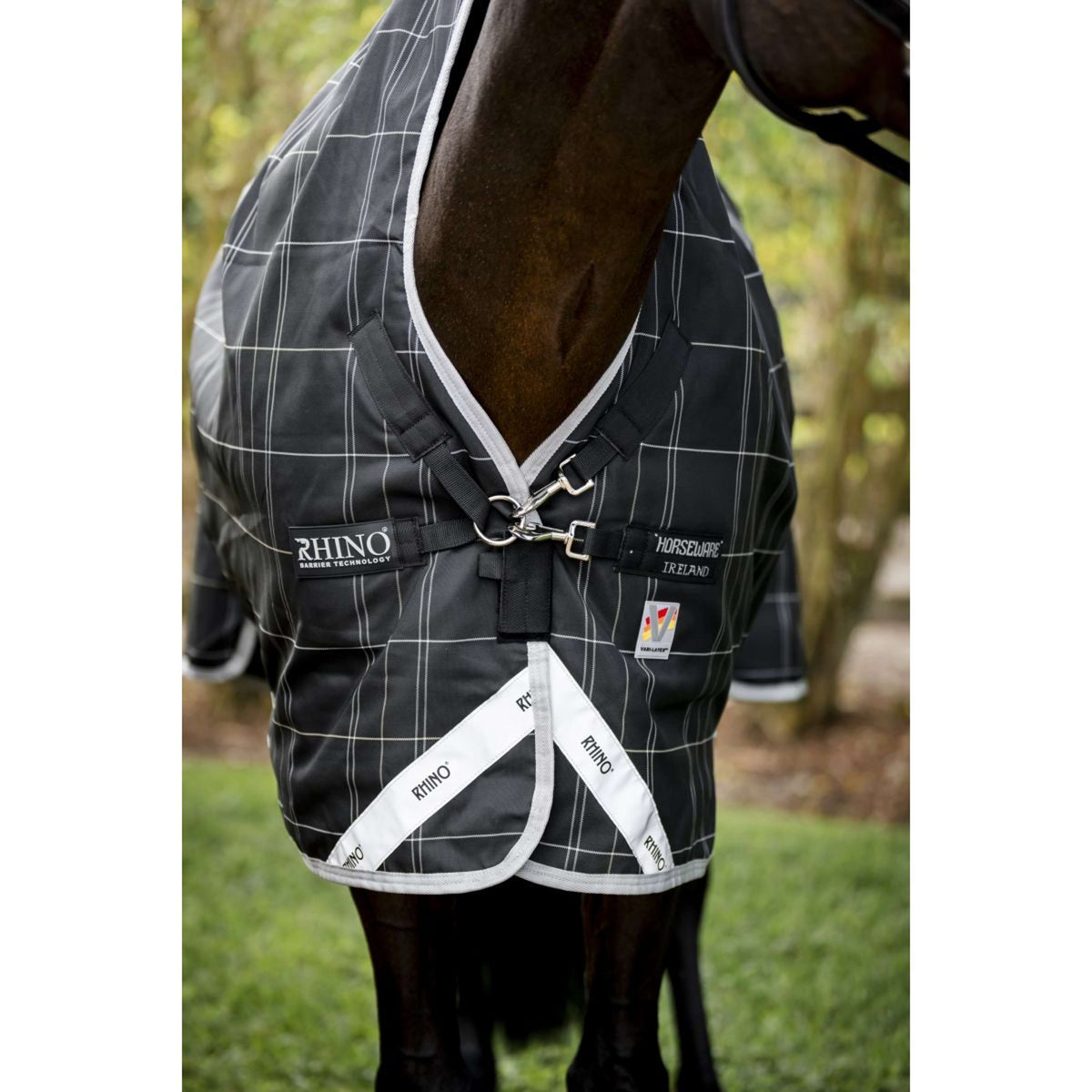 Rhino Wug Turnout Varilayer 250g Black/Grey/White Check/Gray