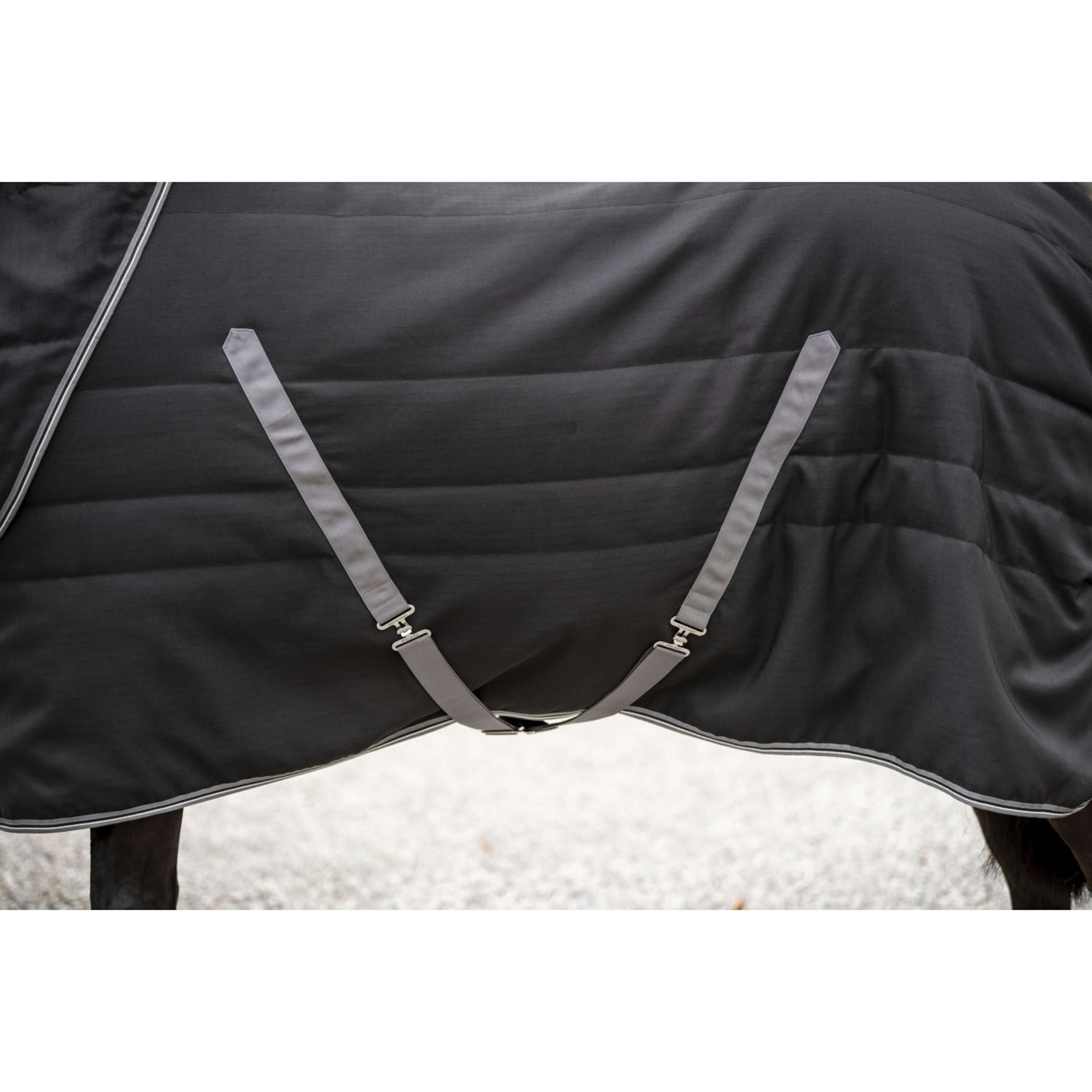 Rambo Coperta da scuderia 200g Black/Thunderstorm Grey/Silver Rambo Coperta da scuderia 200g Black/Thunderstorm Grey/Silver