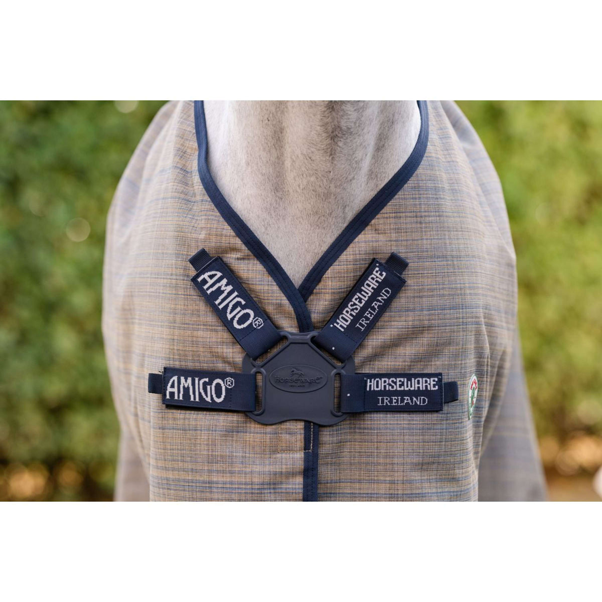 Amigo Turnout Hero 900 Revive Plus 200g Seasonal Colour
