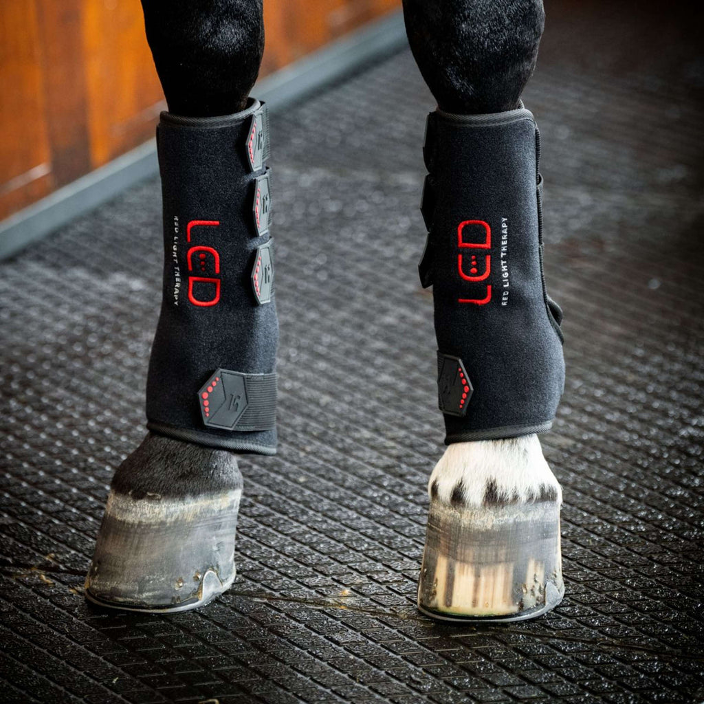 Horseware Leg Wraps LED Red Light Therapy Pair Nero