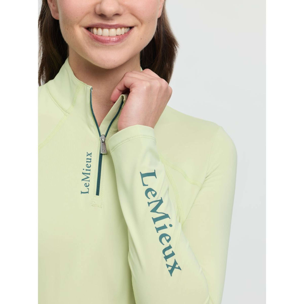 LeMieux Strato di base Classique Macaron