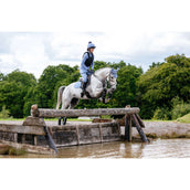 LeMieux Sottosella Suede Close Contact Square saltando Powder Blue