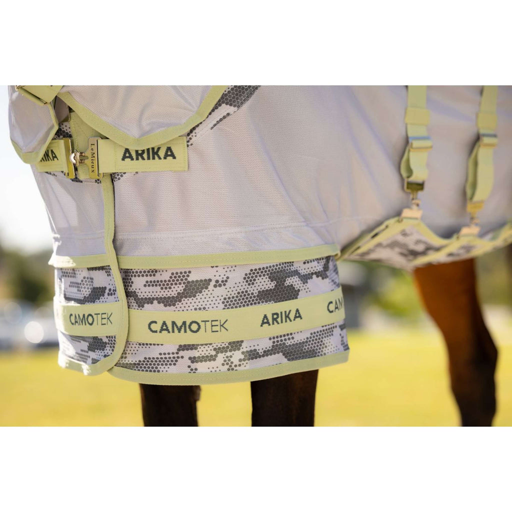 LeMieux Coperta Antimosche Arika Camo-Tek con collo Macaron