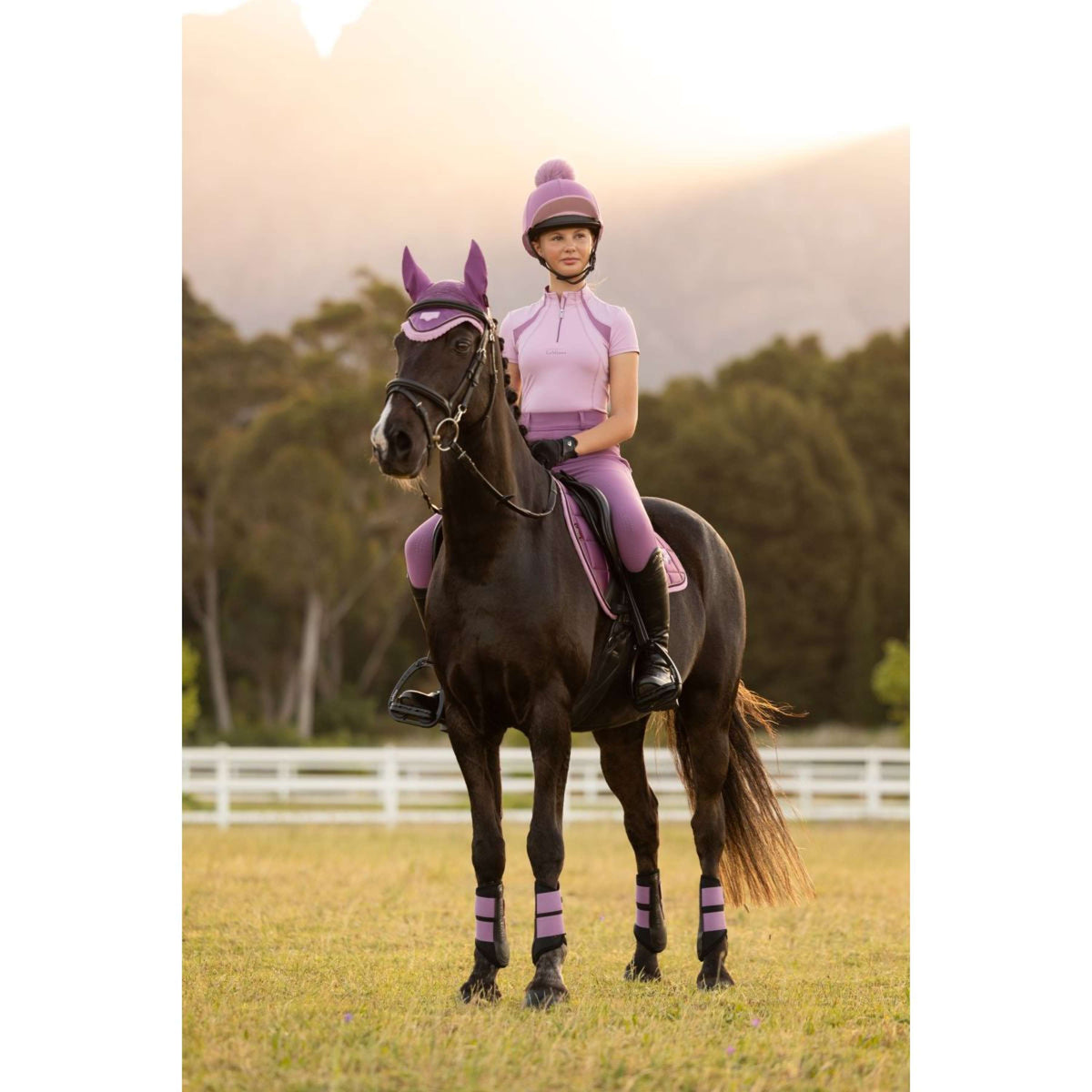 LeMieux Strato di base Young Rider Mia Mesh Fondant