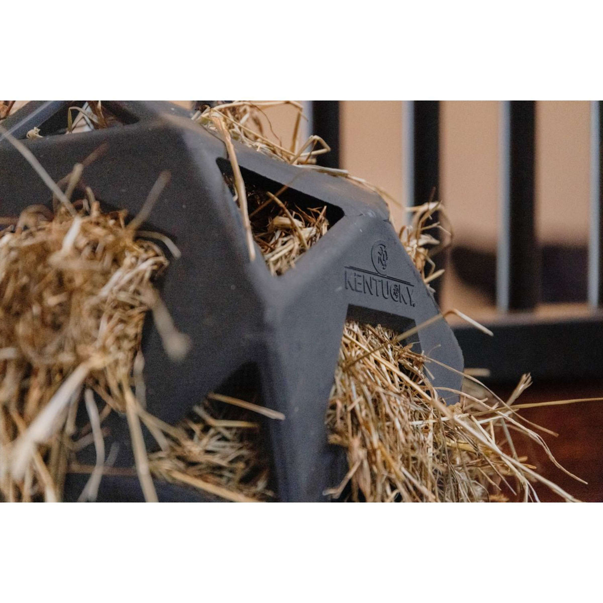 Kentucky Horsewear Pallone da Gioco Play & Hay Grigio