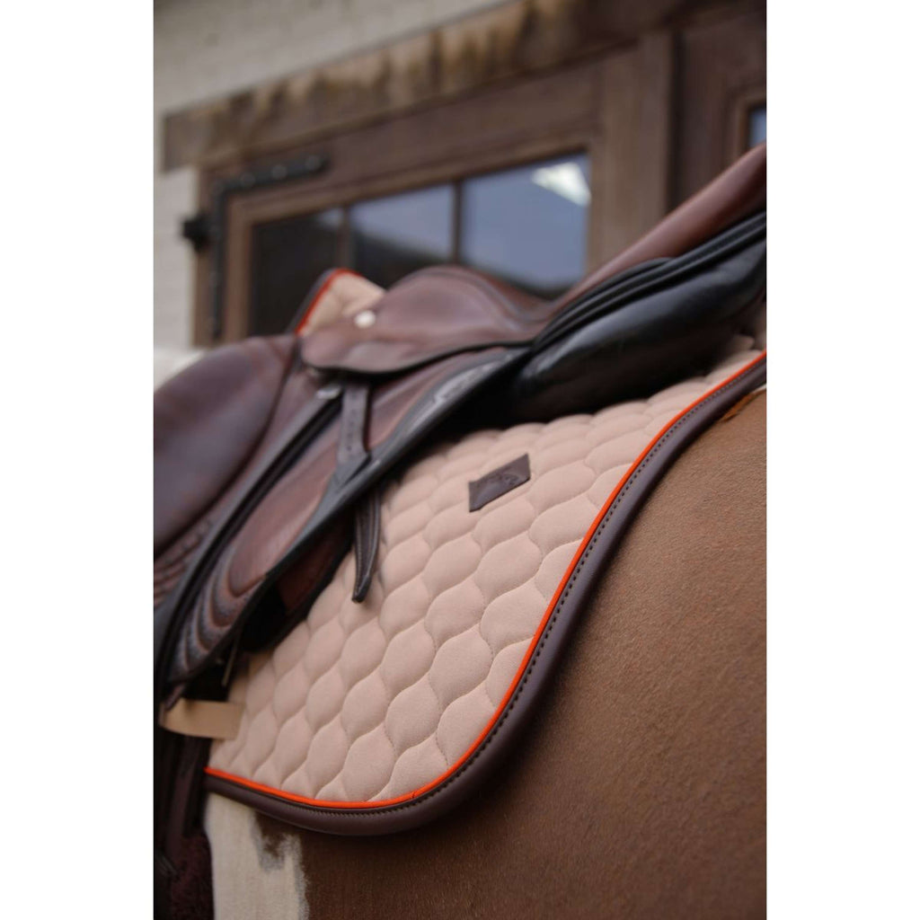 Kentucky Horsewear Sottosella Onion Quilt Leather Neon saltando Beige