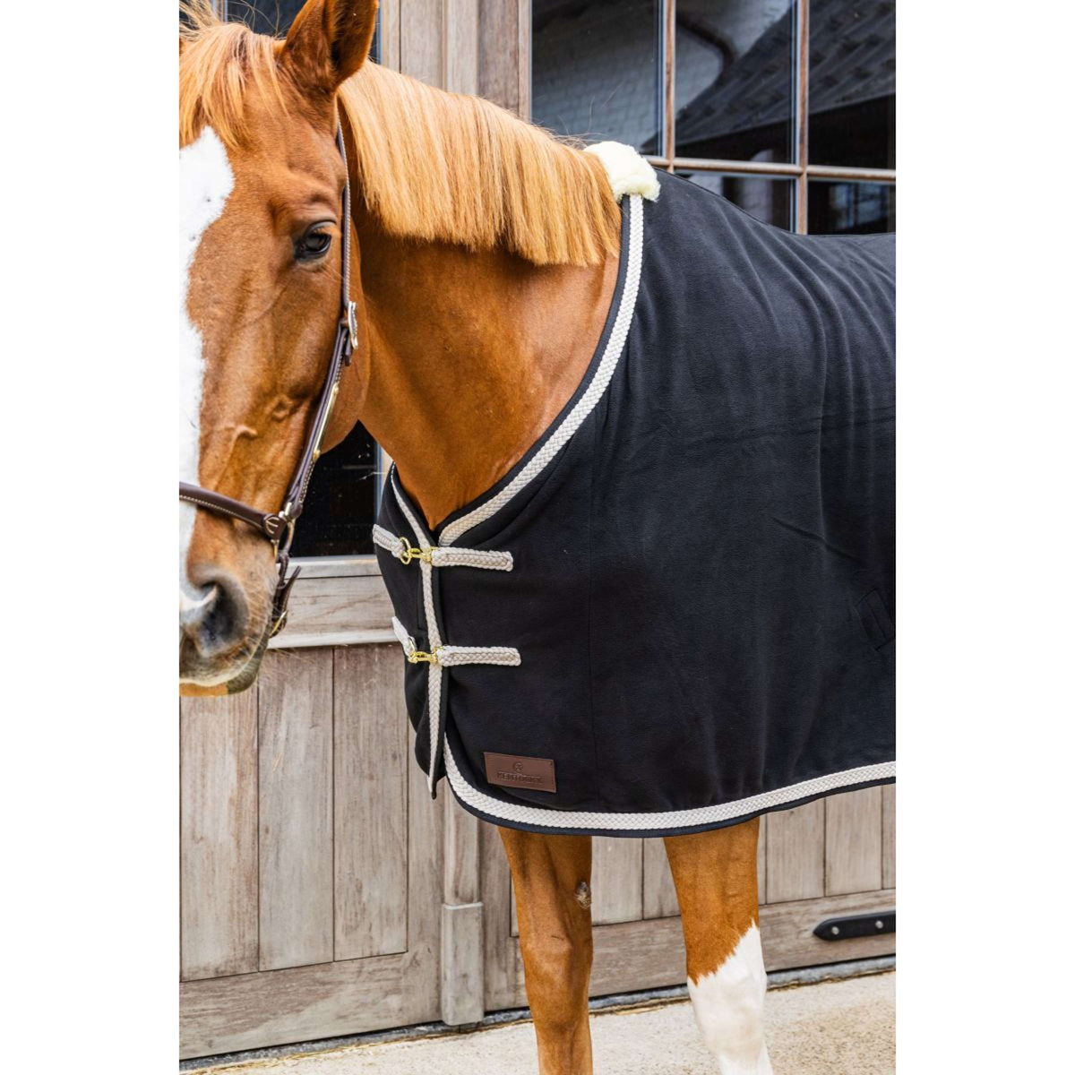 Kentucky Coperta in Pile Plaited Nero