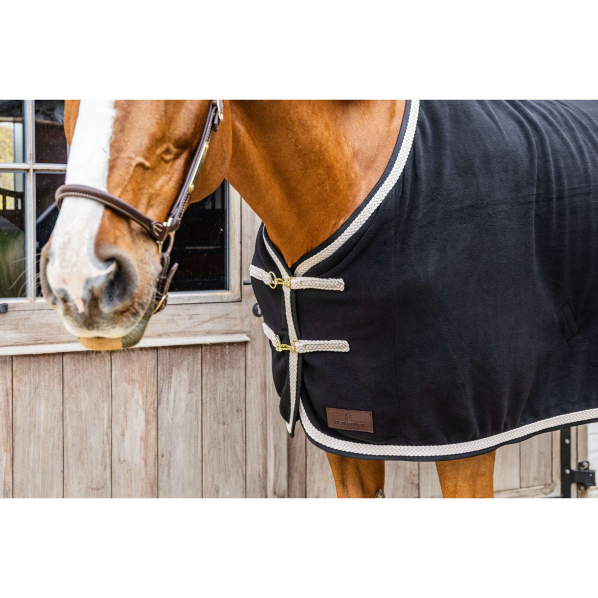 Kentucky Coperta in Pile Plaited Nero