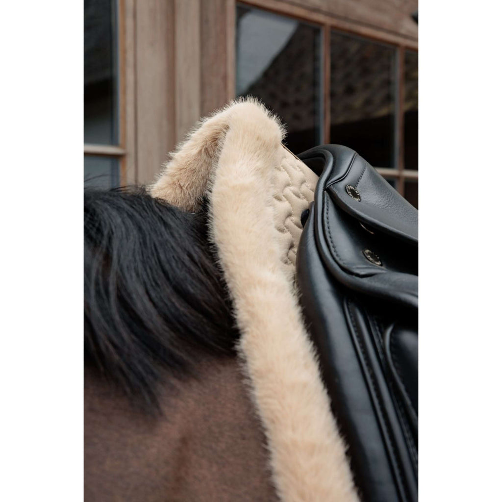 Kentucky Horsewear Sottosella Fake Fur Onion Quilt Dressage Beige