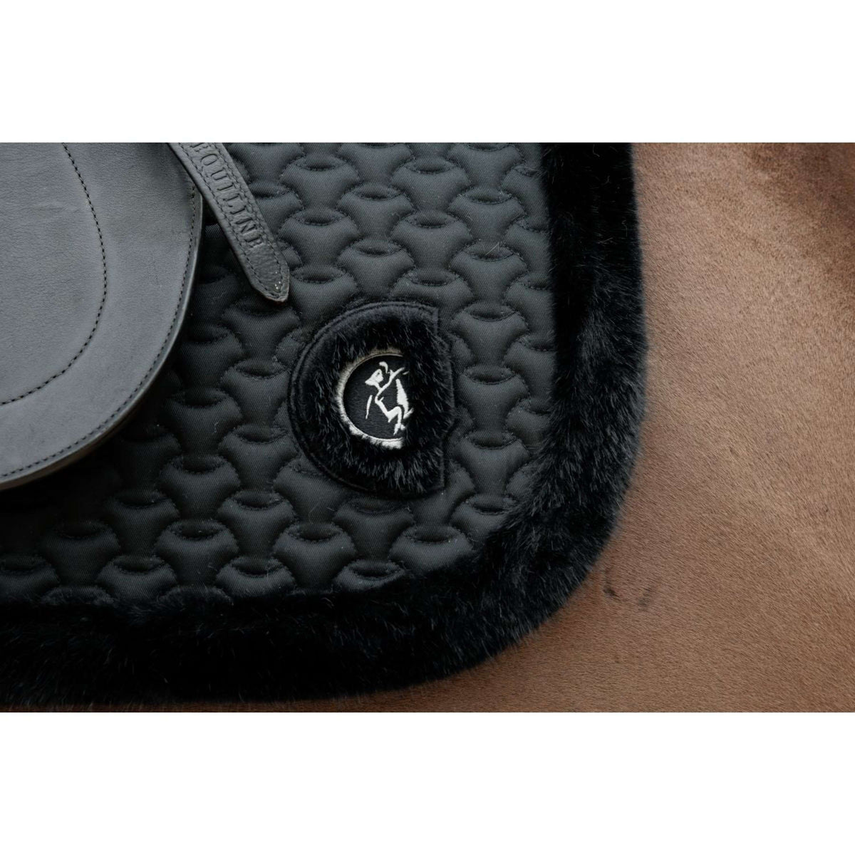 Kentucky Horsewear Sottosella Fake Fur Onion Quilt Dressage Nero