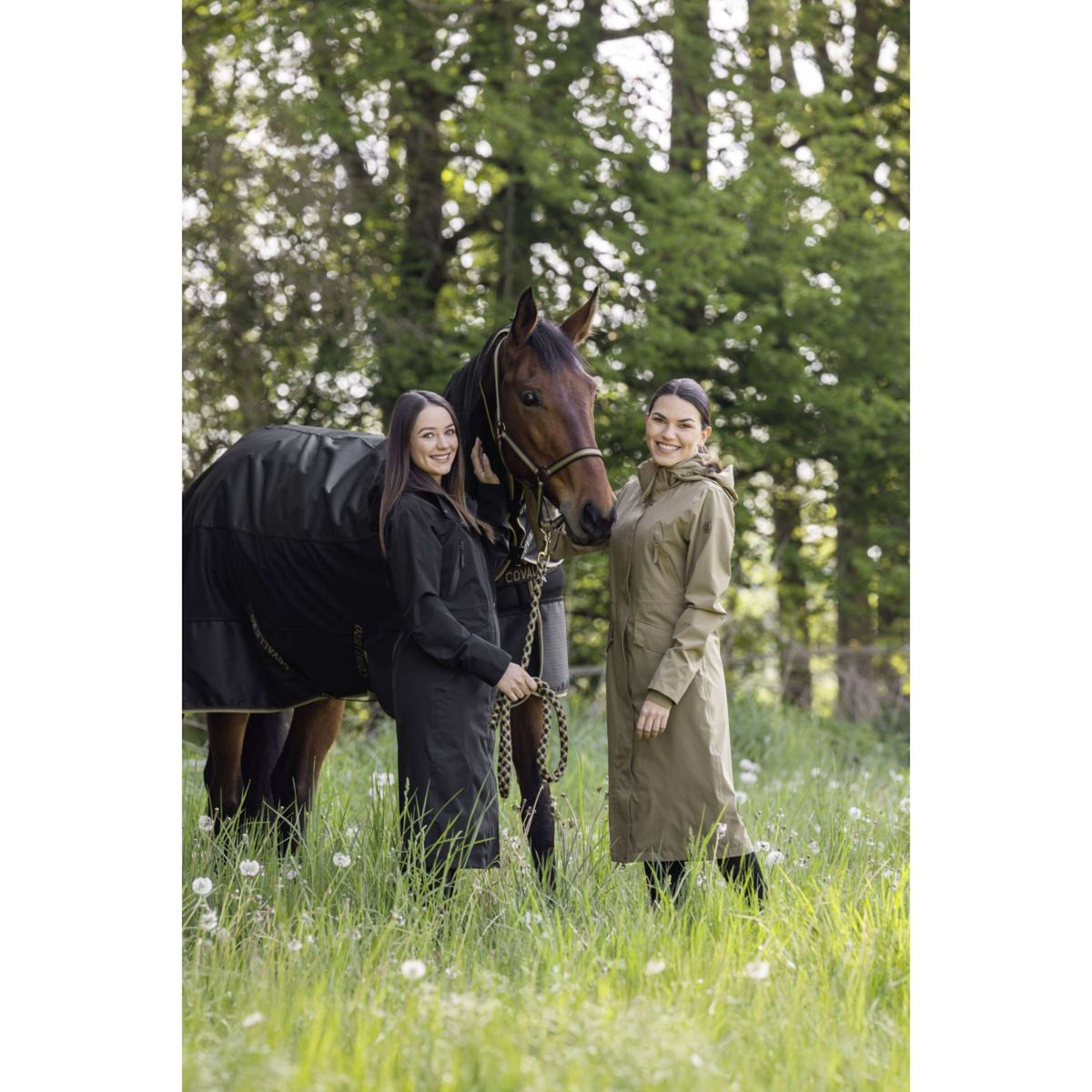 Covalliero Impermeabile Lungo SS26 Donne Nero